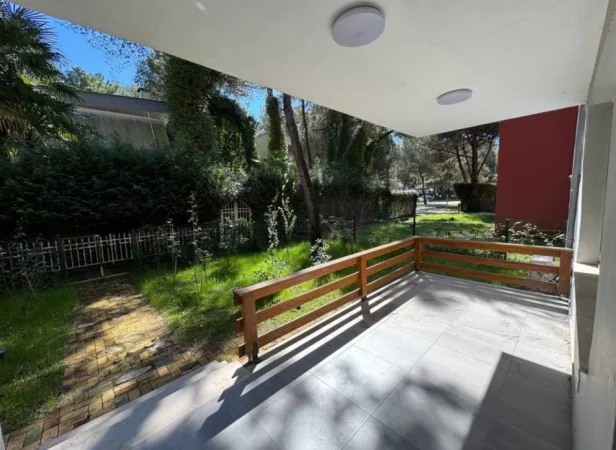 Durres, shitet apartament 2+1+Ballkon Kati 0, 169 m² 210.000 € (Qerret, Kavaje)