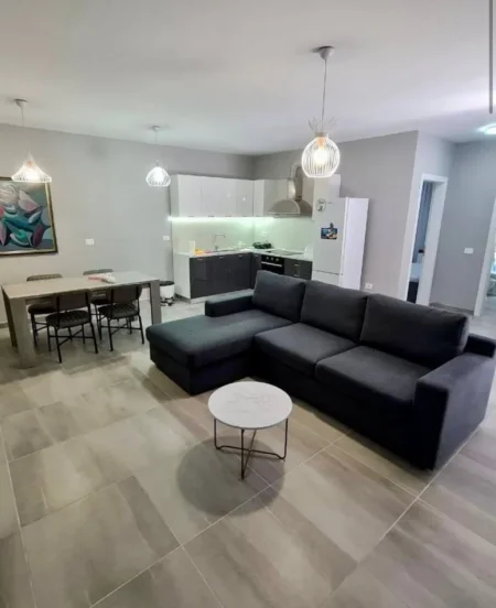 Durres, shitet apartament 2+1+Ballkon Kati 0, 169 m² 210.000 € (Qerret, Kavaje)