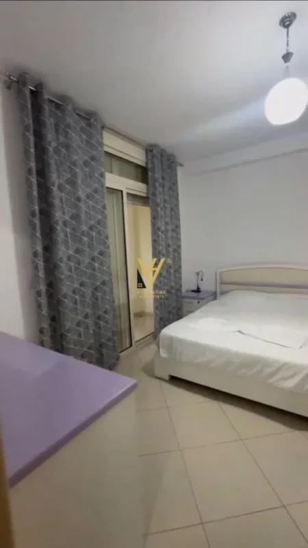 Tirane, jepet me qera apartament 2+1+Ballkon Kati 7, 105 m² 600 € (DON BOSCO)