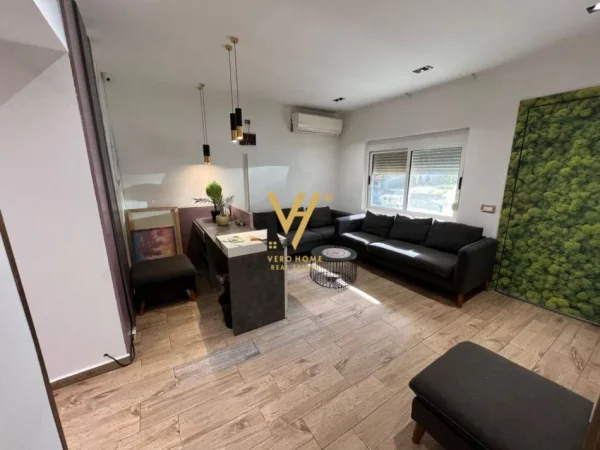 Tirane, jepet me qera ambjent biznesi Kati 0, 100 m² 1.000 € (RRUGA MARGARITA TUTULANI)