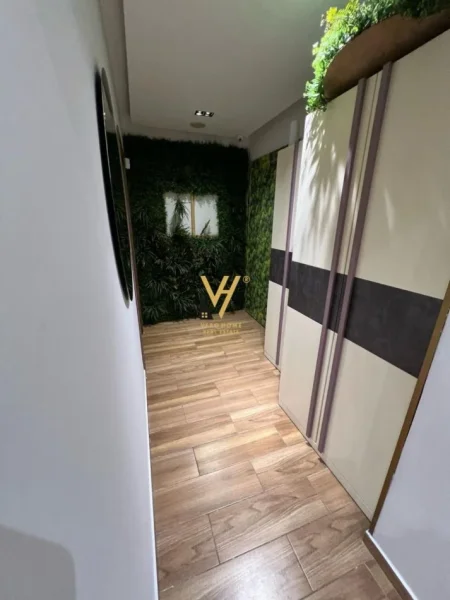 Tirane, jepet me qera ambjent biznesi Kati 0, 100 m² 1.000 € (RRUGA MARGARITA TUTULANI)