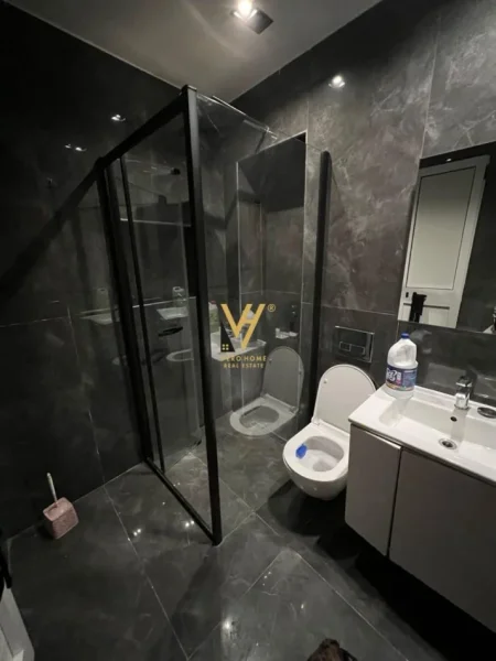 Tirane, jepet me qera ambjent biznesi Kati 0, 100 m² 1.000 € (RRUGA MARGARITA TUTULANI)