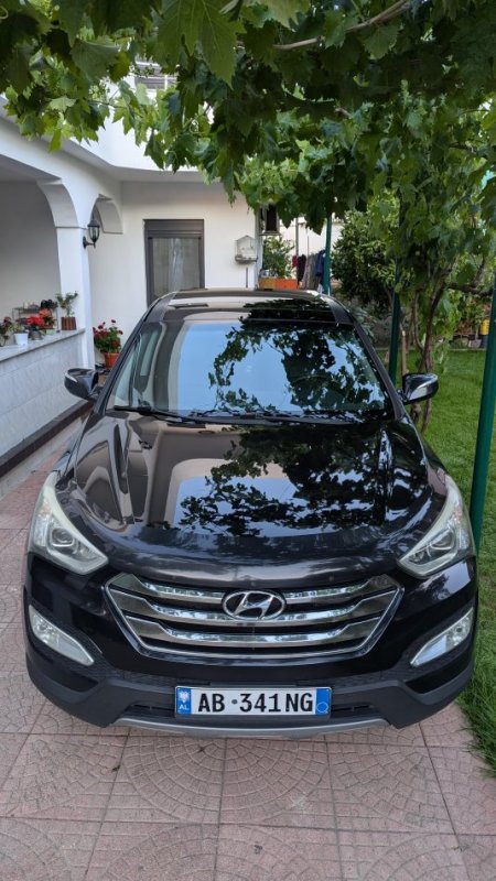 Durres, shitet SUV | Xhip Hyundai Benzin+Gaz, e zeze automatik Klima 170.000 km 12.600 €