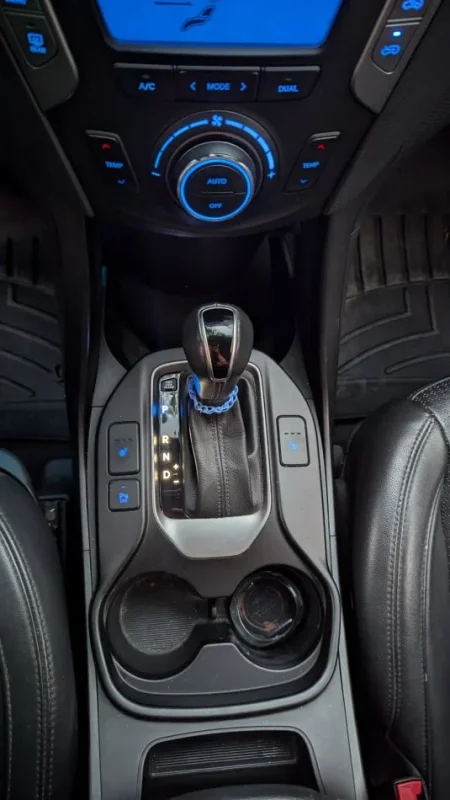 Durres, shitet SUV | Xhip Hyundai Benzin+Gaz, e zeze automatik Klima 170.000 km 12.600 €