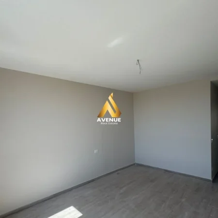 Tirane, shitet apartament 3+1+Ballkon Kati 8, 134 m² 267.400 € (jordan misja)