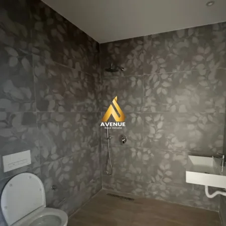 Tirane, shitet apartament 3+1+Ballkon Kati 8, 134 m² 267.400 € (jordan misja)