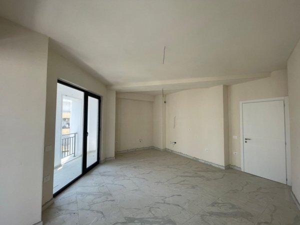 Tirane, shitet apartament 2+1+Ballkon Kati 6, 114 m² 148.000 € (Astir, Kompleksi Urban Gate)