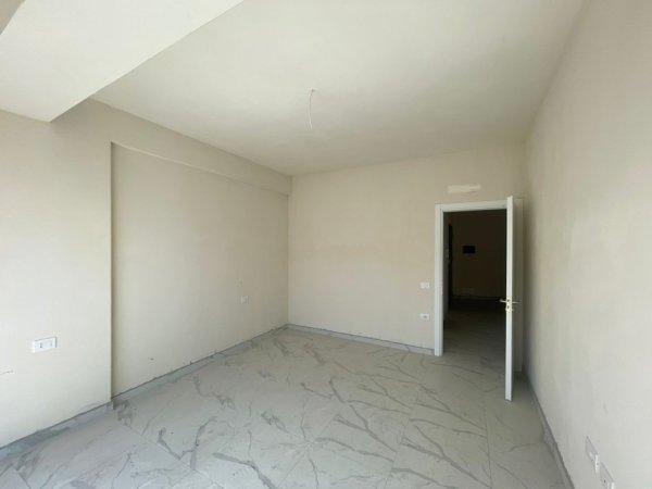Tirane, shitet apartament 2+1+Ballkon Kati 6, 114 m² 148.000 € (Astir, Kompleksi Urban Gate)