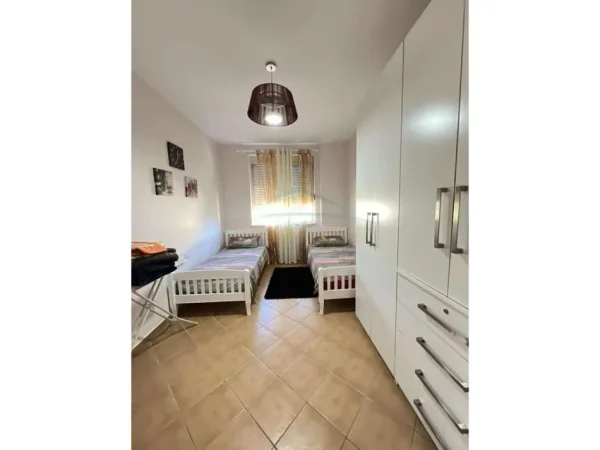 0683487469  Tirane, jepet me qera apartament 3+1+Aneks+Ballkon Kati 8, 109 m² 550 € (Astir , Prane Viles L)