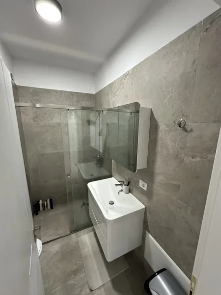 Tirane, shitet apartament 2+1+Ballkon Kati 4, 73 m² 154.000 € (Rezidenca Erli)