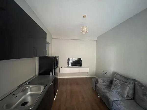 Tirane, jepet me qera apartament 1+1+Aneks+Ballkon Kati 2, 55 m² 400 € (astir)