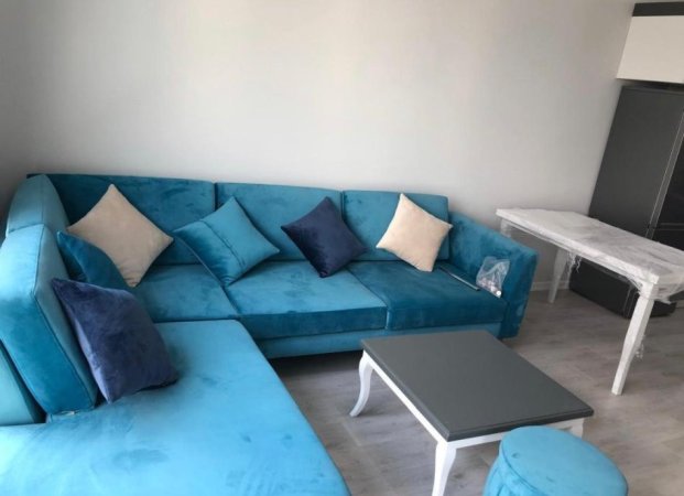 Tirane, jepet me qera apartament 1+1+Aneks+Ballkon Kati 7, 77 m² 650 € (Rruga Kavajes)