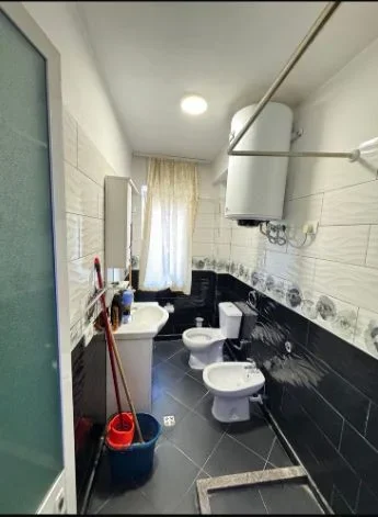 SHITET SUPER APARTAMENTI 1+1 ME HIPOTEKE NE RRUGEN E DIBRES PER VETEM 115.000 EURO  Kati 2, 56 m² 115.000 €