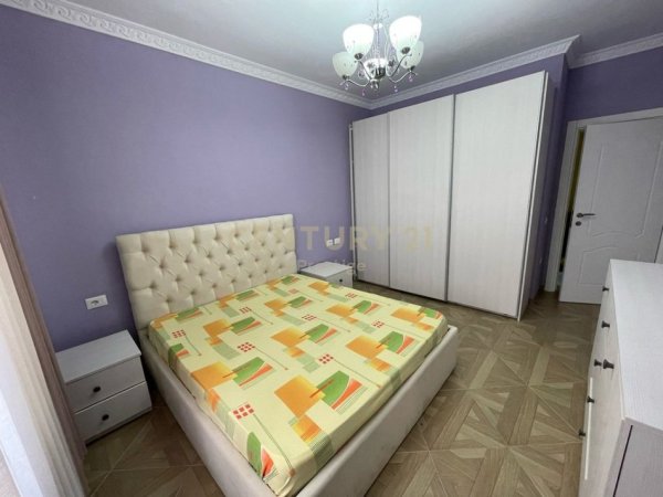 Tirane, jepet me qera apartament 1+1 Kati 6, 74 m² 450 € (VILAT GJERMANE)