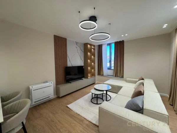 Tirane, jepet me qera apartament 2+1 Kati 8, 108 m² 2.000 € (përballë Toptanit)