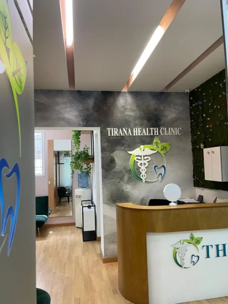 Tirane, jepet me qera ambjent biznesi Kati 2, 70 m² 800 € (rruga e kavajes)