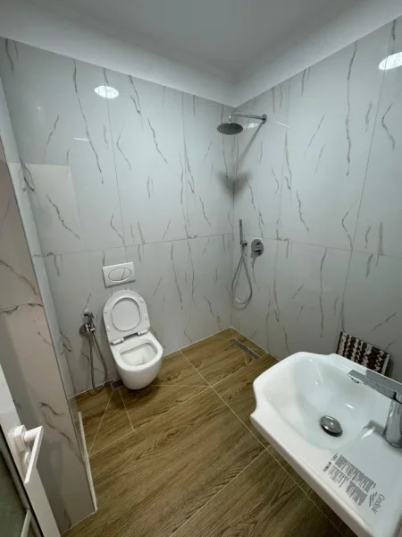 Tirane, shitet apartament 1+1 Kati 7, 53 m² 115.000 € (rruga e kavajes)