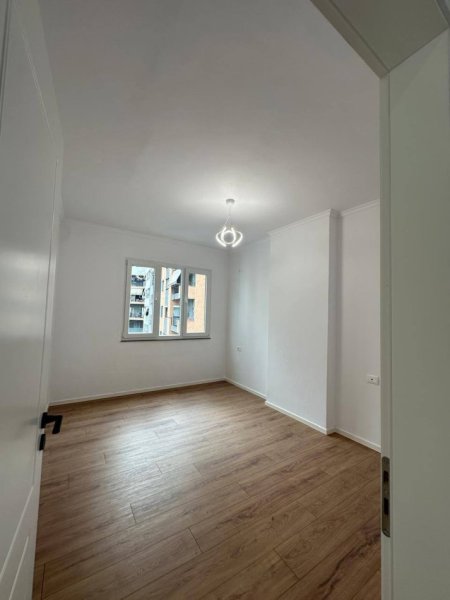 SHITET: Apartament 2 +1/ ZONA : ASTIRIT/KOMPLEKSI EVEREST