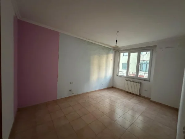 Tirane, shitet apartament 3+1+Ballkon Kati 10, 143 m² 328.900 € (ish ekspozita)
