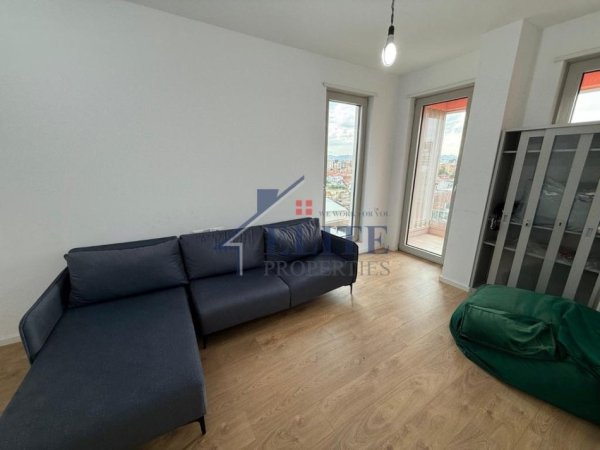 Tirane, jepet me qera apartament 3+1+Ballkon , 140 m² 1.000 € (Dritan Hoxha)