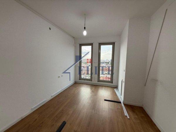 Tirane, jepet me qera apartament 3+1+Ballkon , 140 m² 1.000 € (Dritan Hoxha)