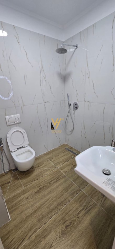 Tirane, shitet apartament 1+1+Ballkon Kati 7, 52 m² 115.000 € (RRUGA IRFAN TOMINI)