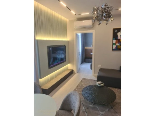 Tirane, jepet me qera apartament 1+1+Ballkon , 68 m² 500 € (Astir)