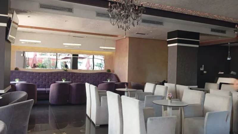 Tirane, jepet me qera bar-kafe Kati 0, 400 m² 1.700 € (Don Bosco)