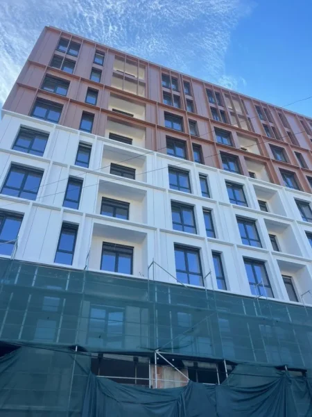 Tirane, shitet apartament 1+1+Ballkon Kati 4, 72 m² 132.275 € (Bulevardi i Ri)