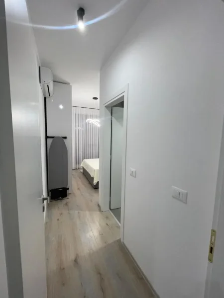 Tirane, shitet apartament 2+1+Aneks+Ballkon Kati 3, 92 m² 200.000 € (Porcelan)