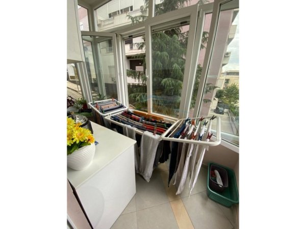 Tirane, shitet apartament 2+1+Ballkon Kati 1, 124 m² 151.000 € (Fresk)