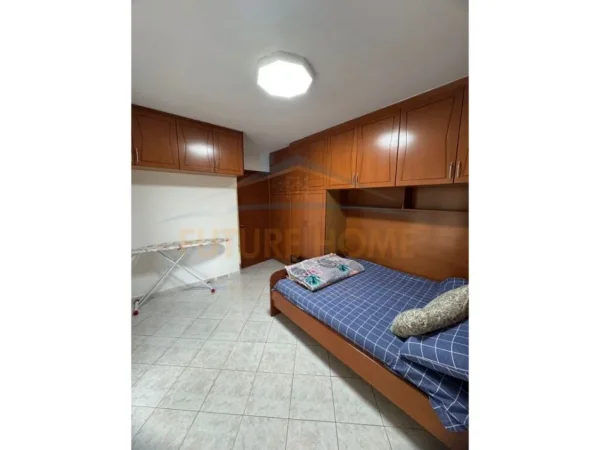 Tirane, shitet apartament 2+1 Kati 3, 78 m² 160.000 € 