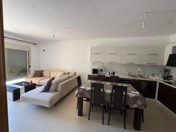 Tirane, shitet apartament 2+1+Ballkon Kati 2, 109 m² 150.000 € (astir)