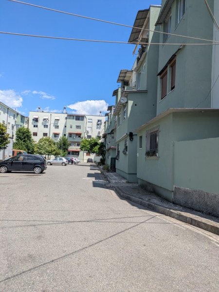 Elbasan, shitet apartament 1+1 Kati 1, 50 m² (Emin Matraxhiu)