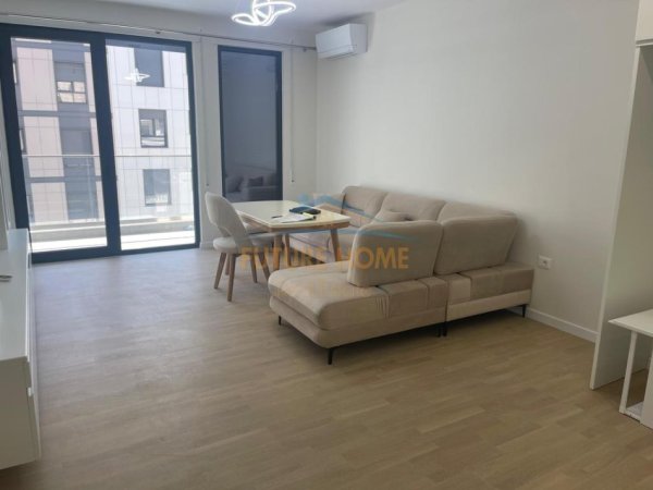 Tirane, jepet me qera apartament 2+1 Kati 5, 91 m² 650 € (Rruga Xhanfize Keko)