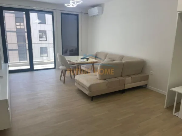 Tirane, jepet me qera apartament 2+1 Kati 5, 91 m² 650 € (Rruga Xhanfize Keko)