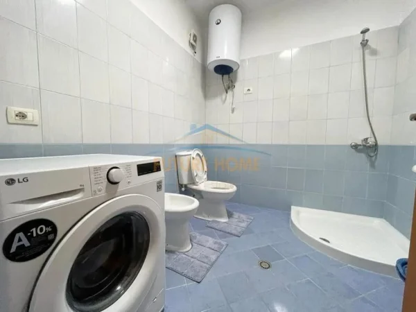 Tirane, jepet me qera apartament 2+1 Kati 4, 95 m² 500 € (Unaza e re)