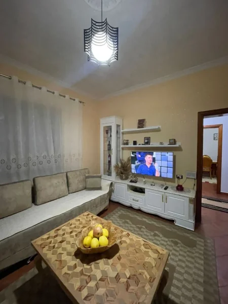 Durres, shitet shtepi 2 Katshe Kati 2, 250 m² 185.000 € (Shkozet)