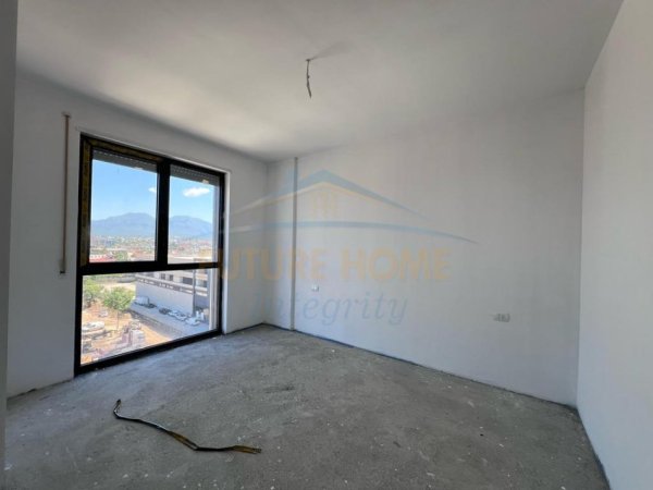 Tirane, shitet apartament 1+1+Ballkon Kati 6, 65 m² 97.500 € (Dogana, Akses Tirana)