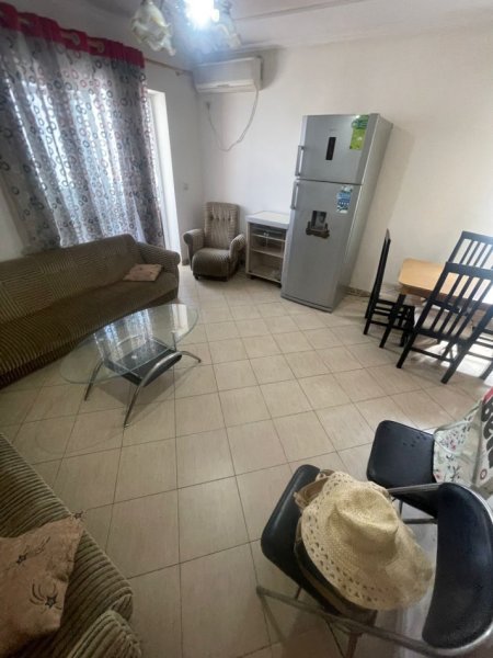 Tirane, jepet me qera apartament 2+1+Aneks+Ballkon Kati 6, 75 m² 500 € (Pazari i Ri)