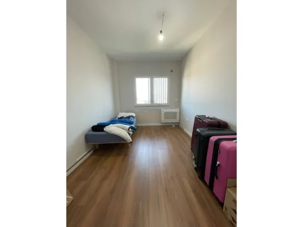Tirane, shitet apartament 2+1 Kati 3, 99 m² 250.000 € (KODRA E DIELLIT)