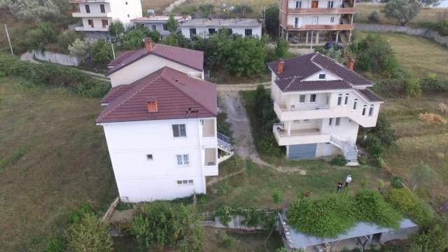 Tirane, shes 3 Vila 3 Katshe 2.173 m² 530.000 Euro (Farkë)