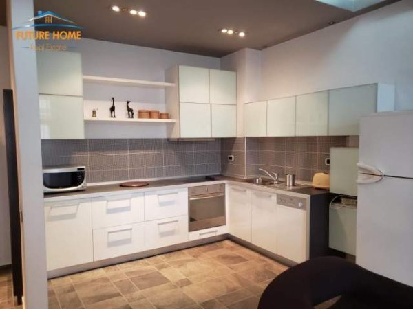 Tirane, jap me qera apartament 3+1 Kati 7, 139 m² 1.200 Euro