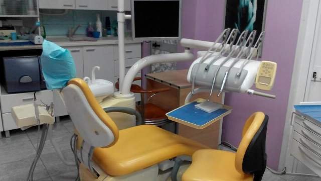 Tirane, shes pajisje dentare Poltron Dentar cmimi 60.000 leke te reja