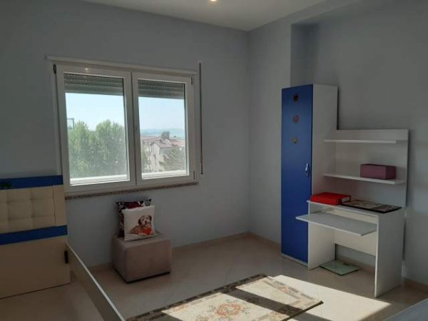 Kavaje, shes Penthouse 4+1 240.000 Euro (Golem Kavaje)