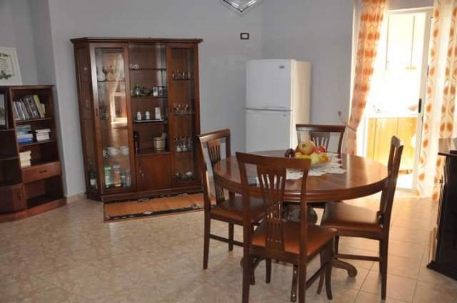 Tirane, jap me qera apartament 2+1 Kati 7, 98 m² 38.000 Leke (Don Bosko, Pallatet Hawai, Kulla 2, Kati 7)