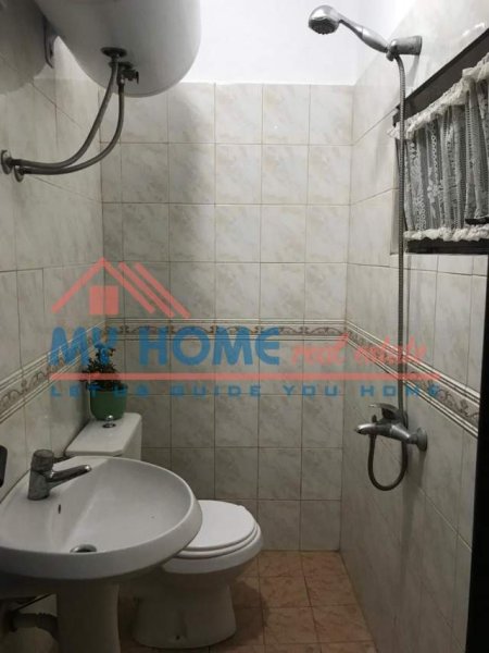 Tirane, shitet apartament Kati 5, 1.288 m² 193.200 Euro (Perlat Rexhepi)