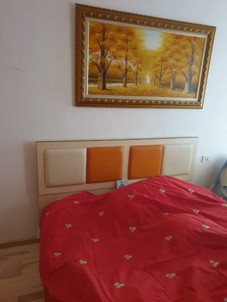 Tirane, jepet me qera 2+1