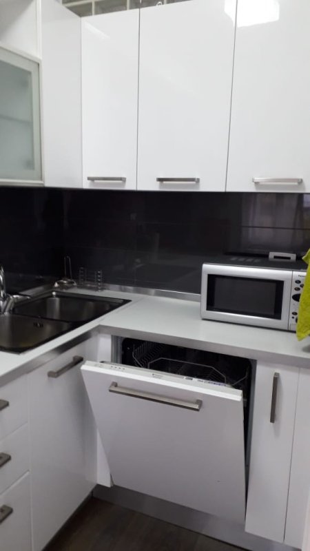 Tirane, shes apartament 2+1+BLK Kati 6, 100 m² 120.000 Euro (Pran Petro Ninit)