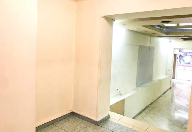 Tirane, jepet me qera ambjent biznesi 110 m² 1.200 Euro